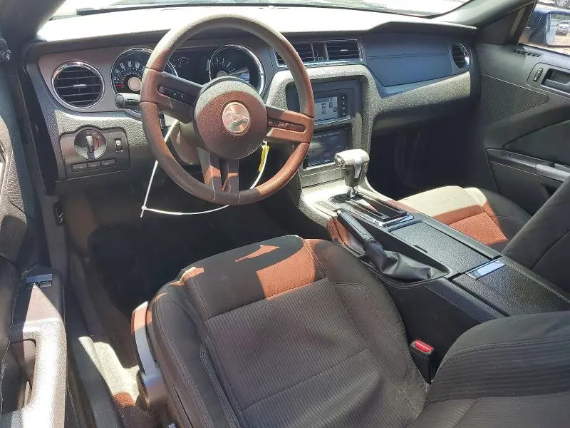 2011 FORD MUSTANG   