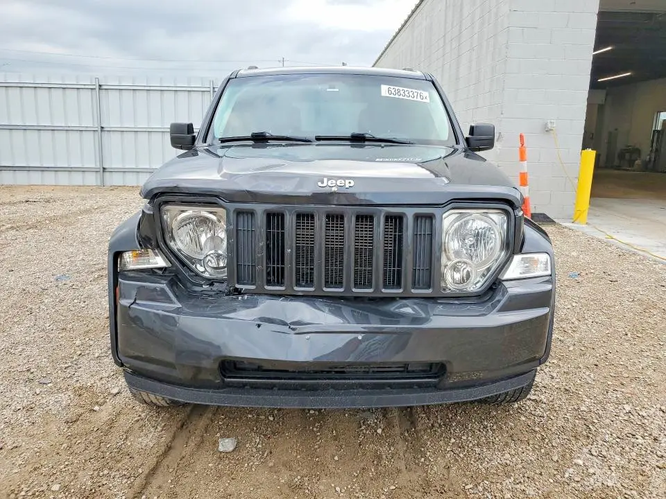 2011 JEEP LIBERTY SPORT  