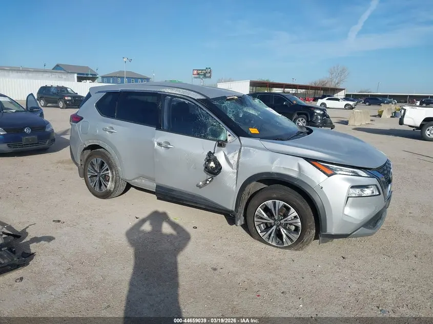 2021 NISSAN ROGUE SV FWD