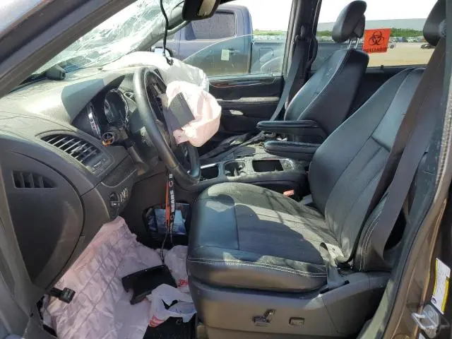 2016 CHRYSLER TOWN & COUNTRY S  