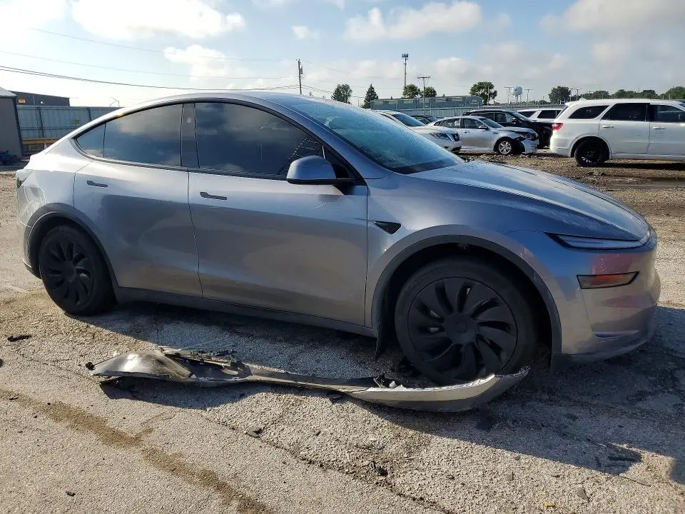 2026 TESLA MODEL Y   