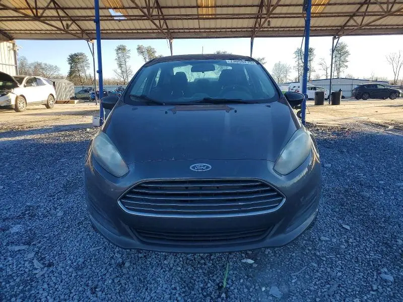 2017 FORD FIESTA SE  