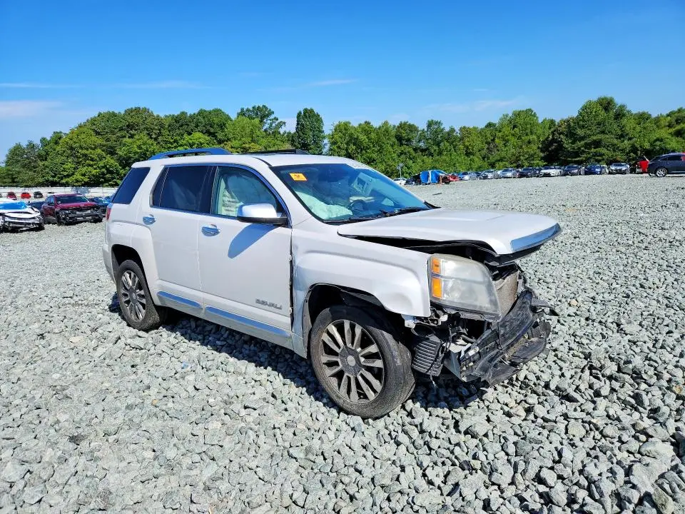 2017 GMC TERRAIN DENALI  