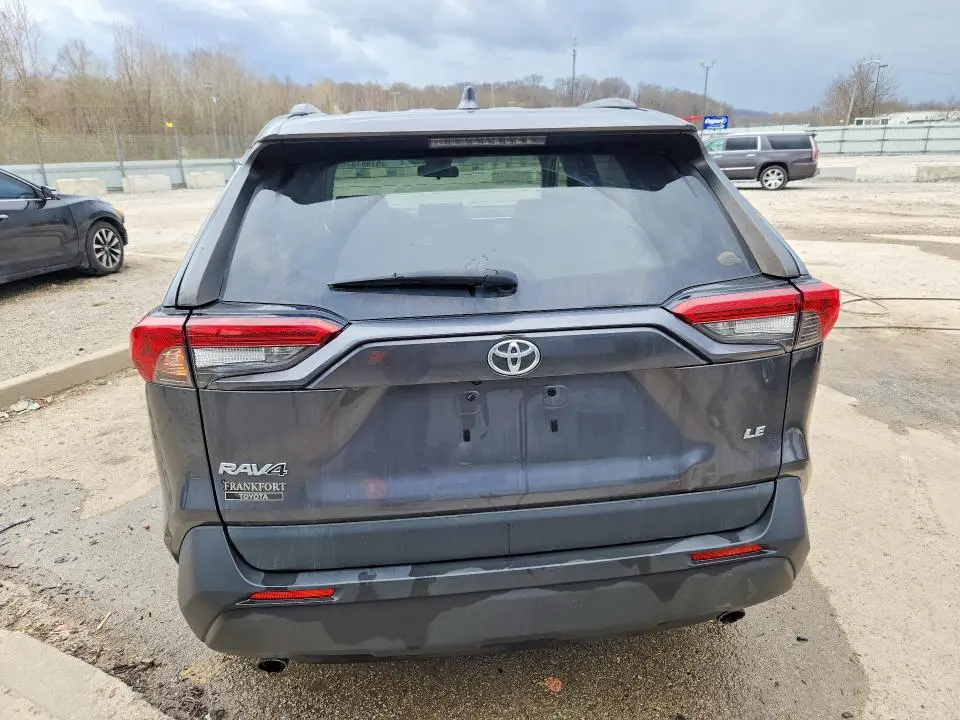 2021 TOYOTA RAV4 LE  