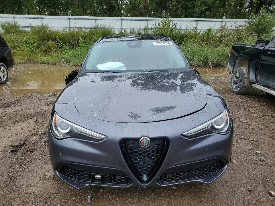2021 ALFA ROMEO STELVIO TI  