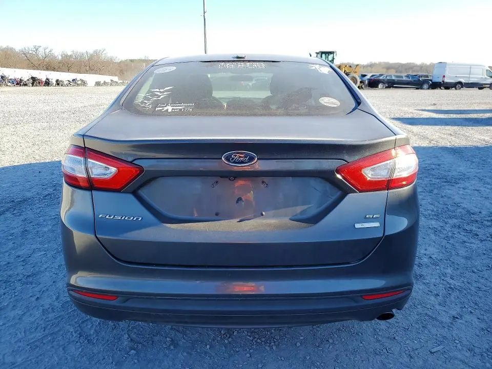 2015 FORD FUSION SE  