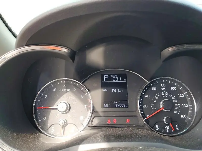 2017 KIA FORTE LX  
