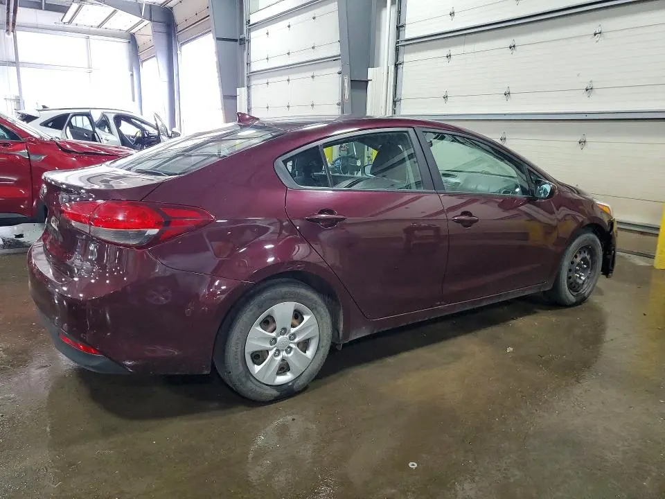 2017 KIA FORTE LX  