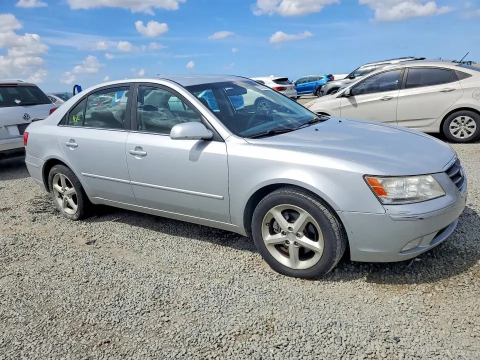 2010 HYUNDAI SONATA SE V6  