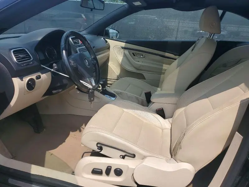 2011 VOLKSWAGEN EOS KOMFORT  