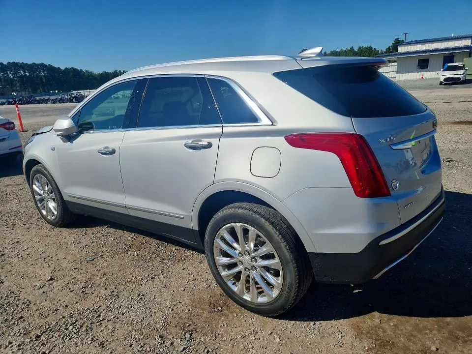 2017 CADILLAC XT5 PLATINUM  