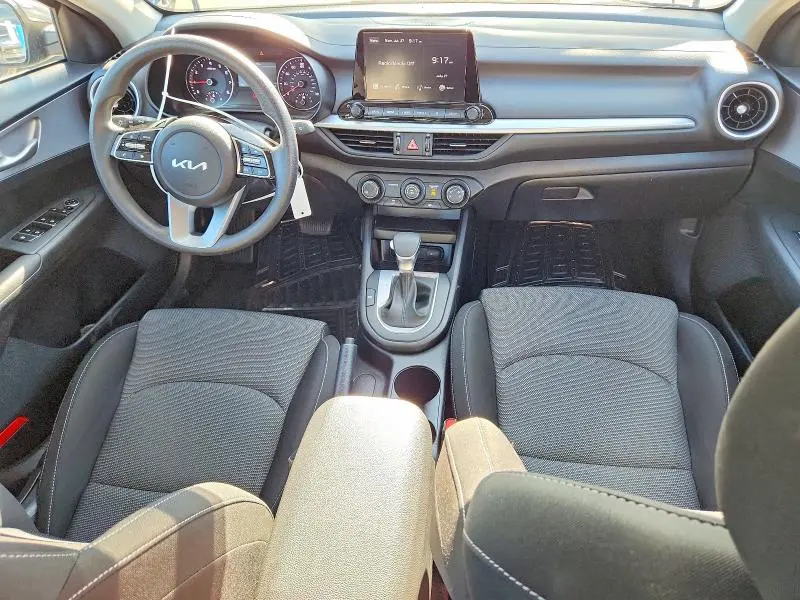 2024 KIA FORTE LX  