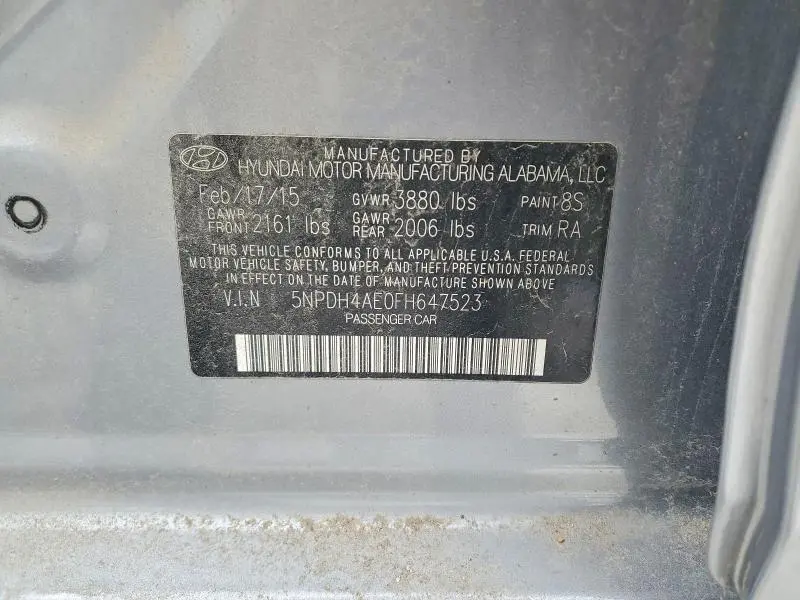 2015 HYUNDAI ELANTRA SE  