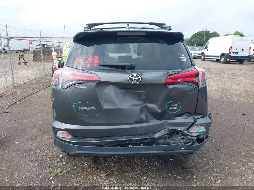2018 TOYOTA RAV4 LE