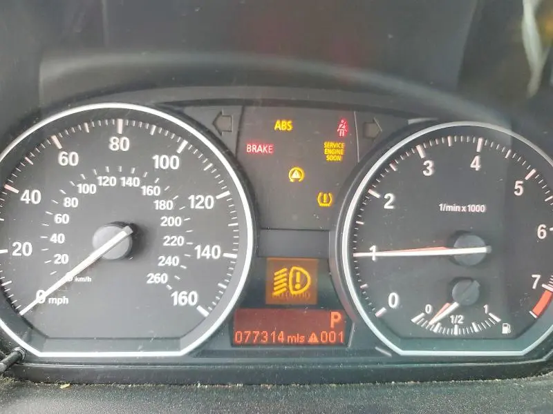 2011 BMW 128 I  