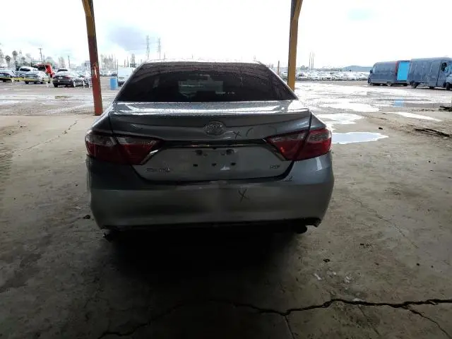 2016 TOYOTA CAMRY LE  