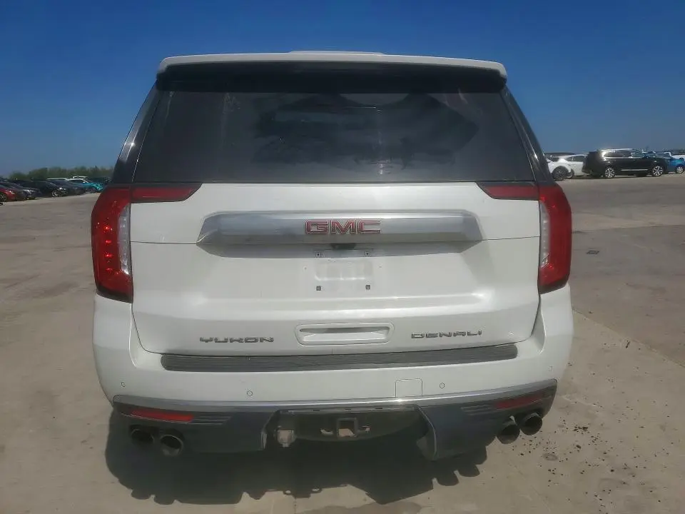 2021 GMC YUKON DENALI  