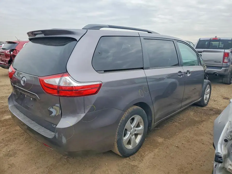 2015 TOYOTA SIENNA LE 8-PASSENGER  