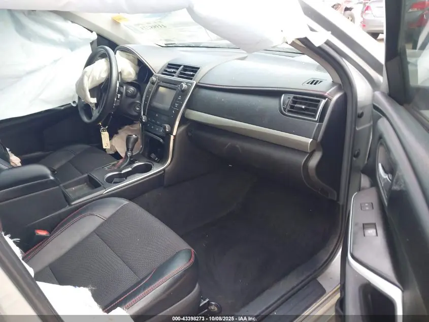 2017 TOYOTA CAMRY SE