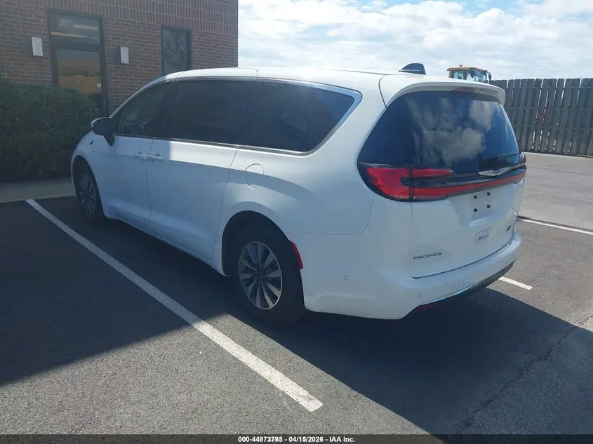 2023 CHRYSLER PACIFICA HYBRID TOURING L