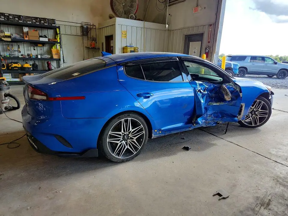 2022 KIA STINGER GT1  