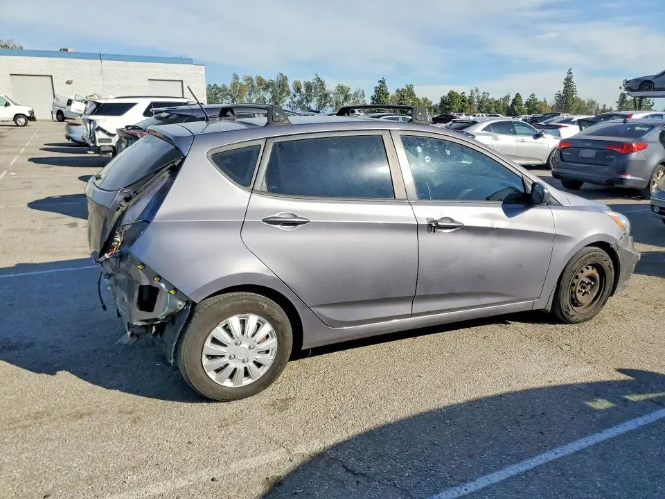 2015 HYUNDAI ACCENT GS  