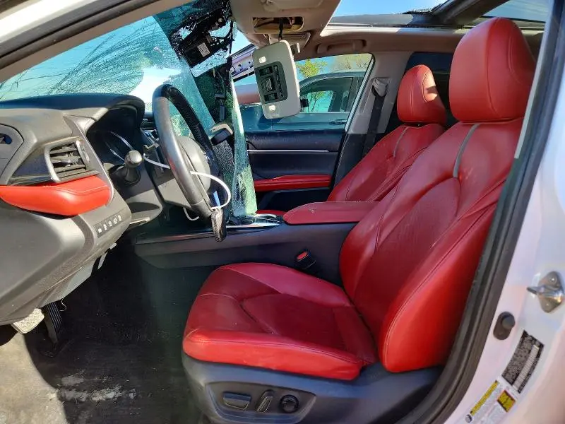 2019 TOYOTA CAMRY XSE V6  
