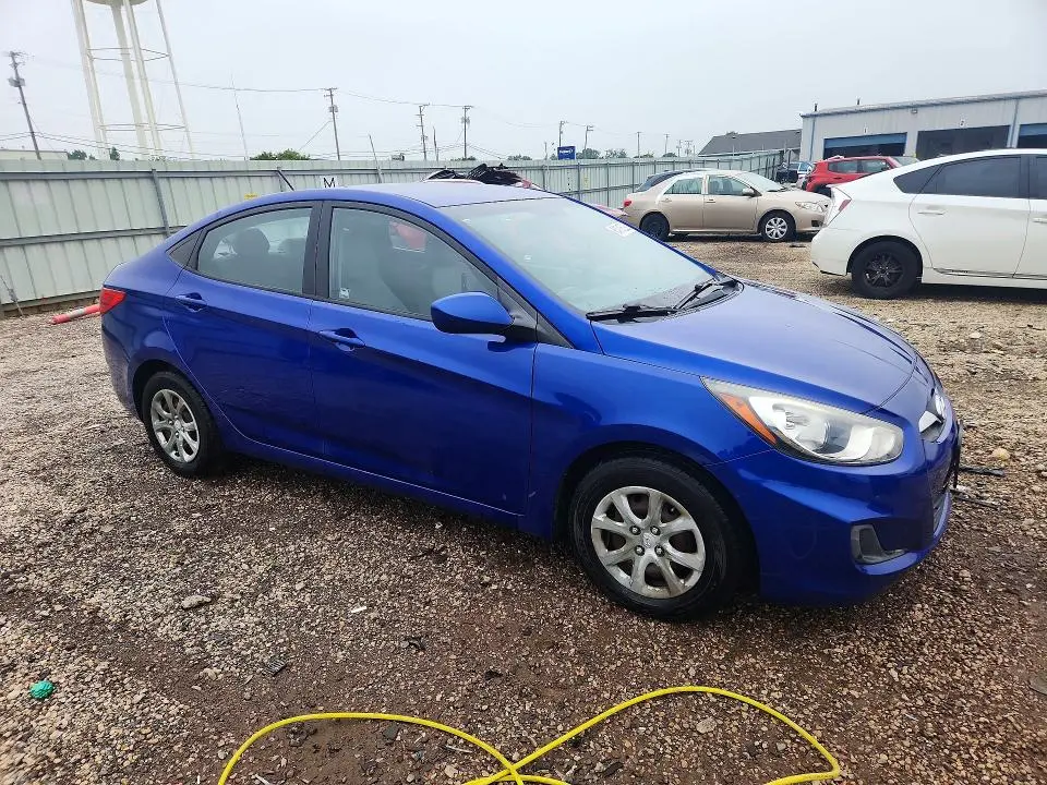 2014 HYUNDAI ACCENT GLS  