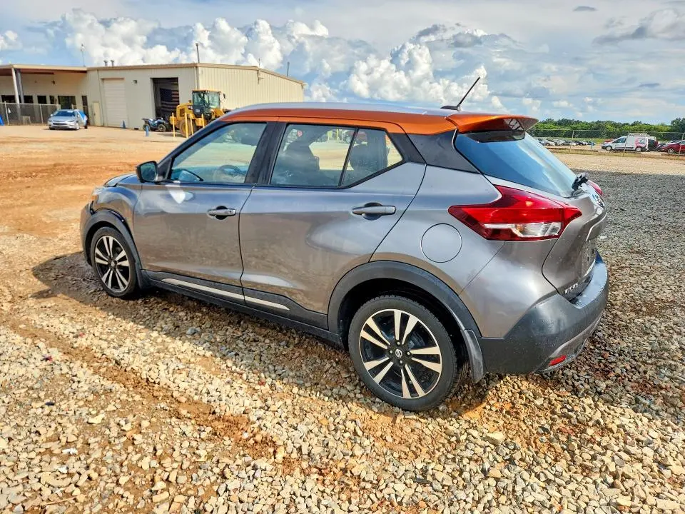 2018 NISSAN KICKS S  