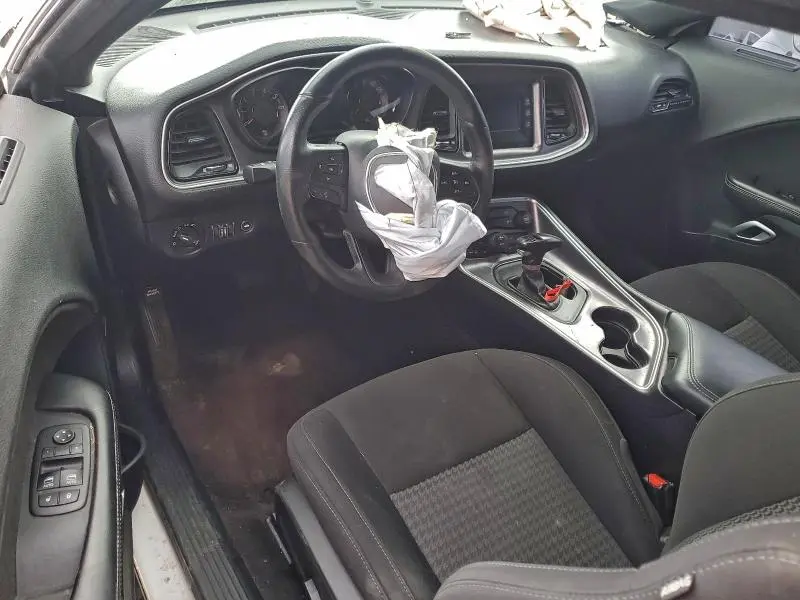 2017 DODGE CHALLENGER SXT  