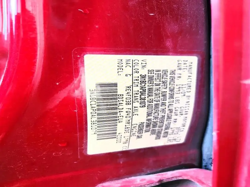 2010 NISSAN VERSA 1.8 S  