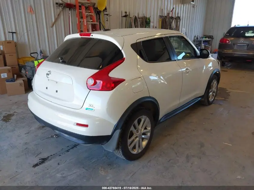 2013 NISSAN JUKE SL