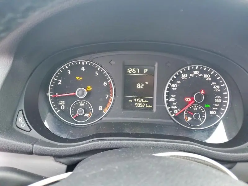 2015 VOLKSWAGEN PASSAT S  