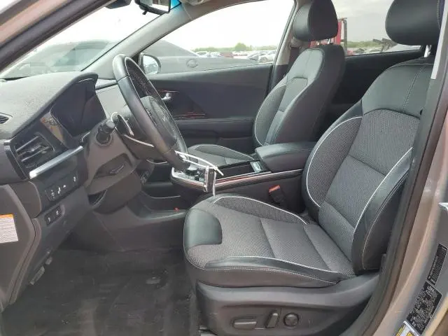 2022 KIA NIRO S