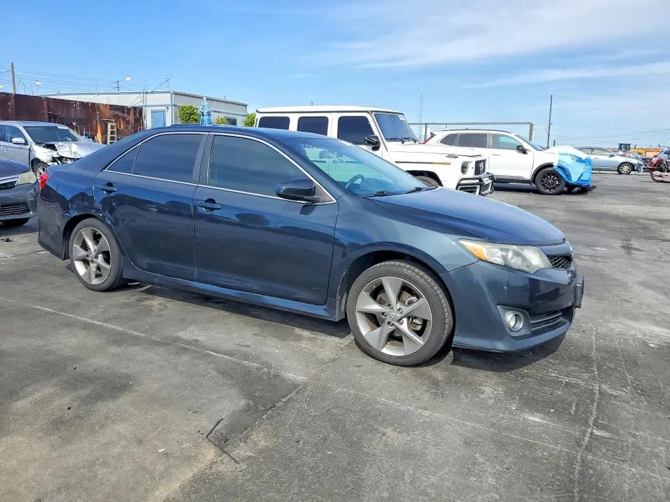 2014 TOYOTA CAMRY SE SPORT  