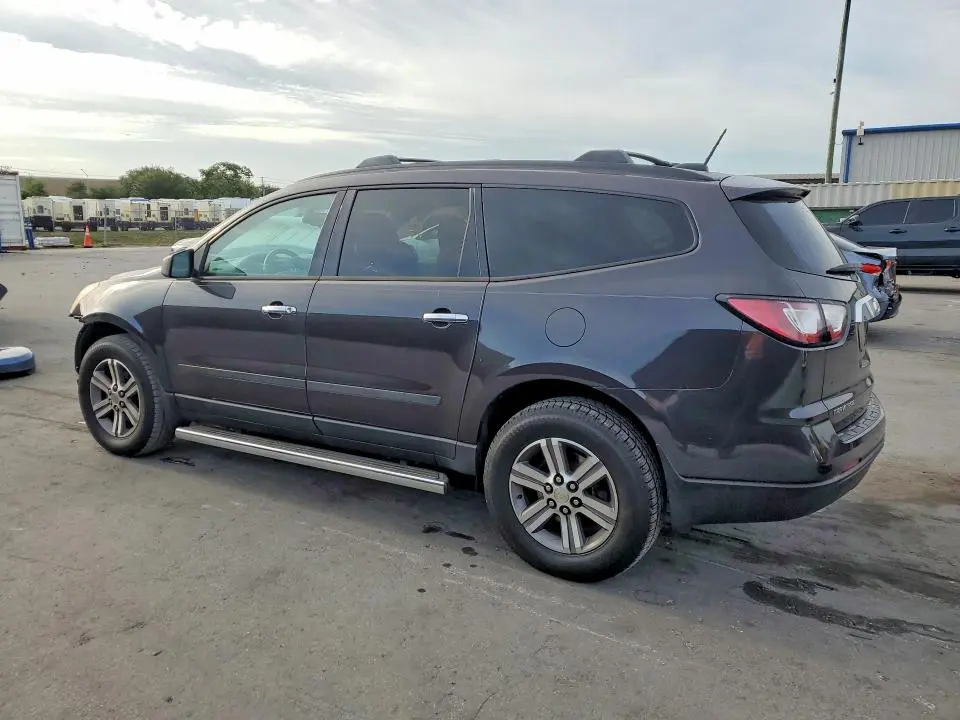 2017 CHEVROLET TRAVERSE LS  