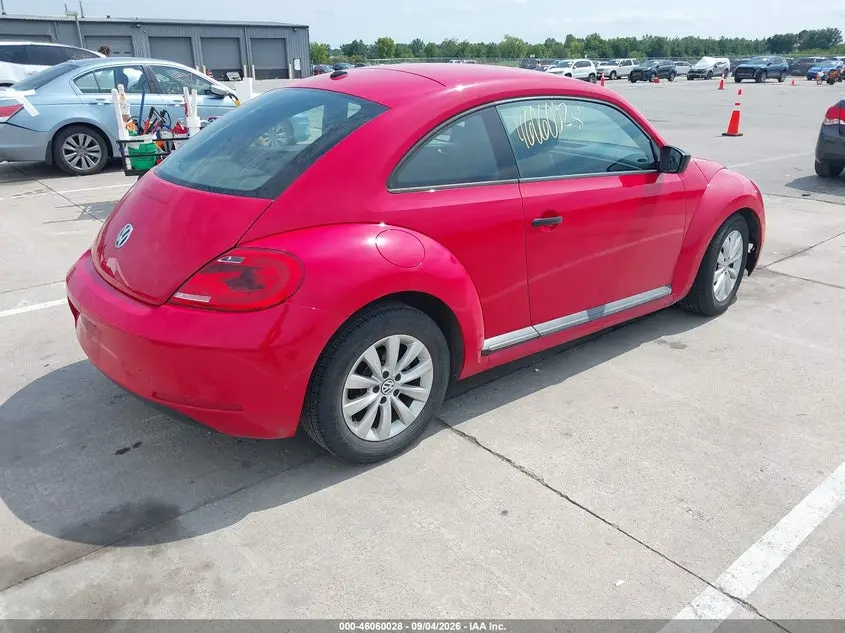 2013 VOLKSWAGEN BEETLE 2.5L/2.5L FENDER EDITION