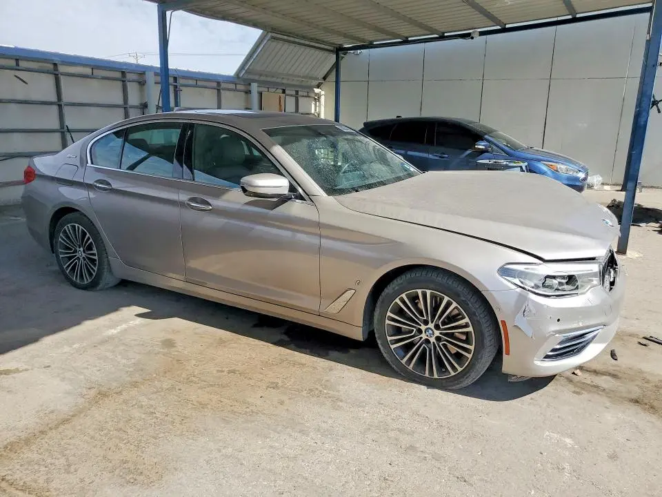 2018 BMW 530E   