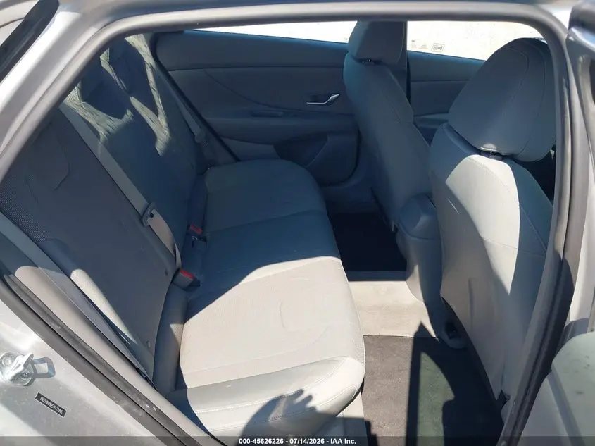 2021 HYUNDAI ELANTRA SE
