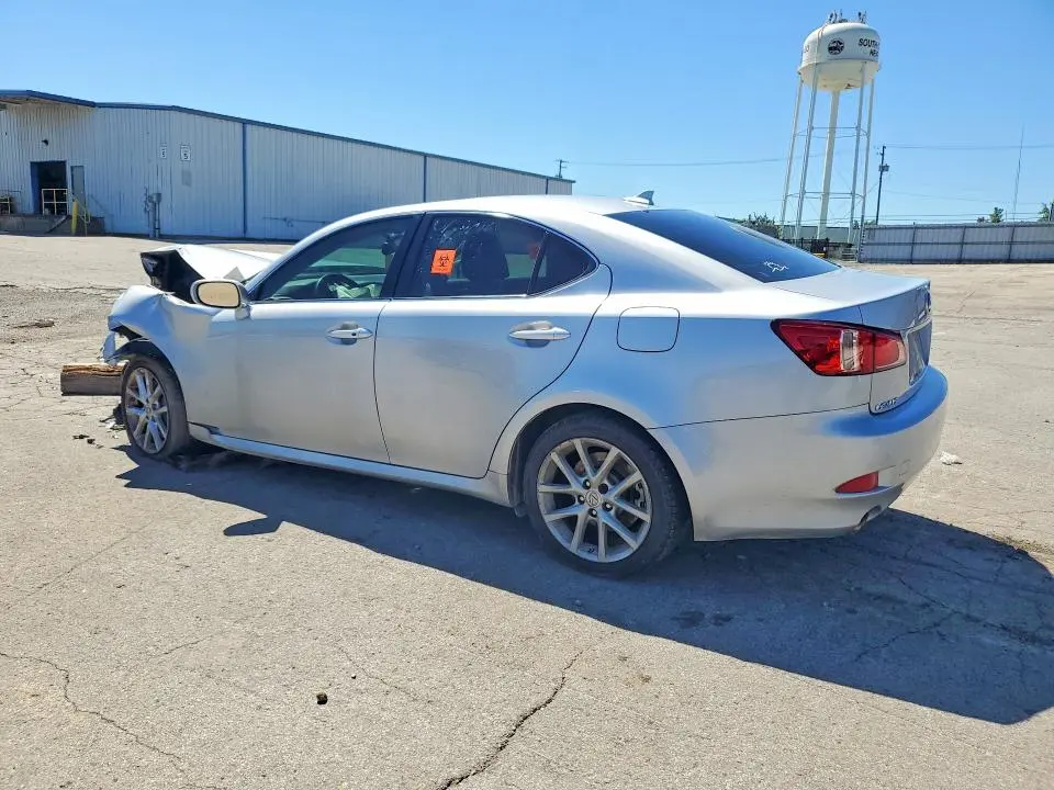 2011 LEXUS IS 350  