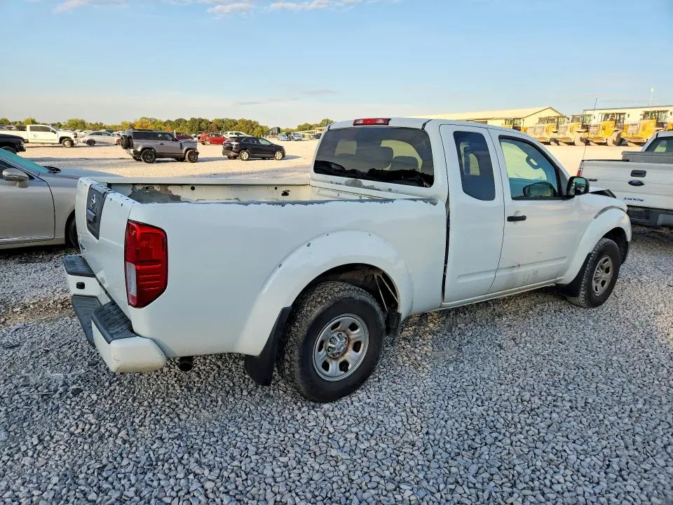 2018 NISSAN FRONTIER S  