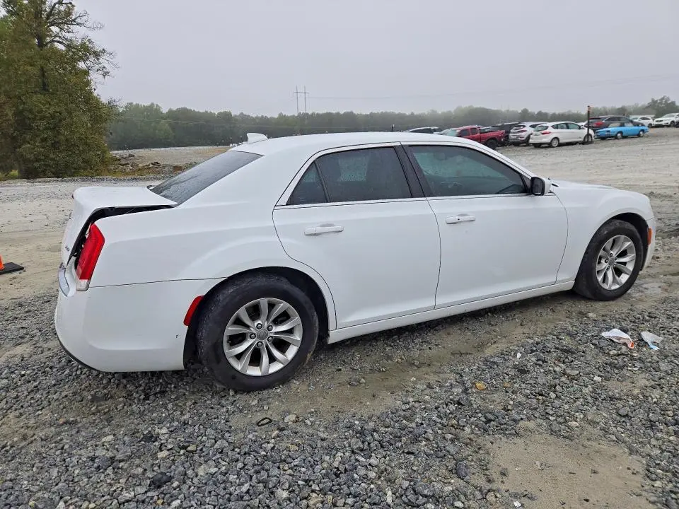 2015 CHRYSLER 300 LIMITED  