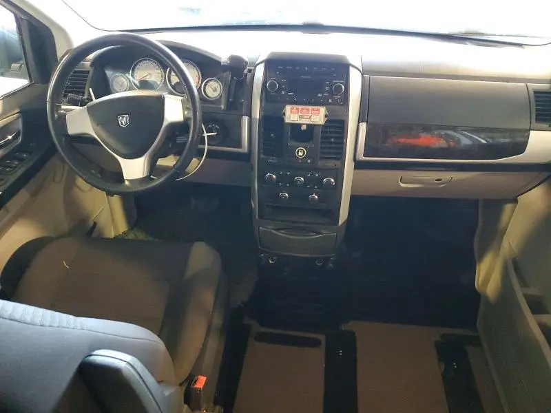 2010 DODGE GRAND CARAVAN SXT  