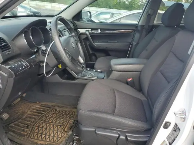 2011 KIA SORENTO BASE  