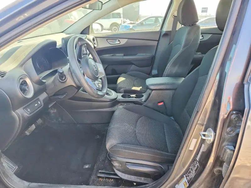 2021 KIA FORTE FE  