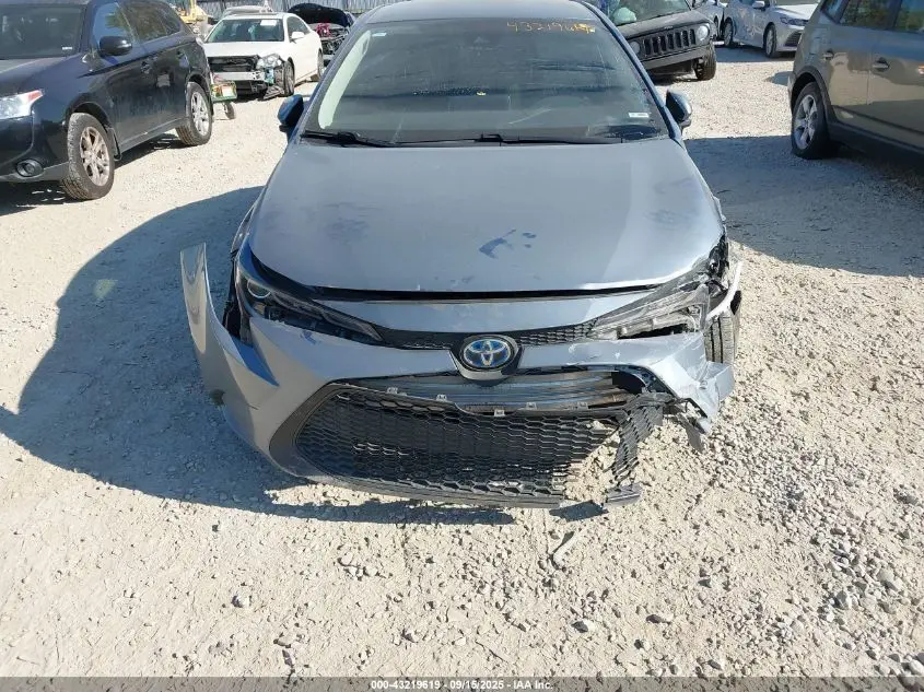 2021 TOYOTA COROLLA HYBRID LE