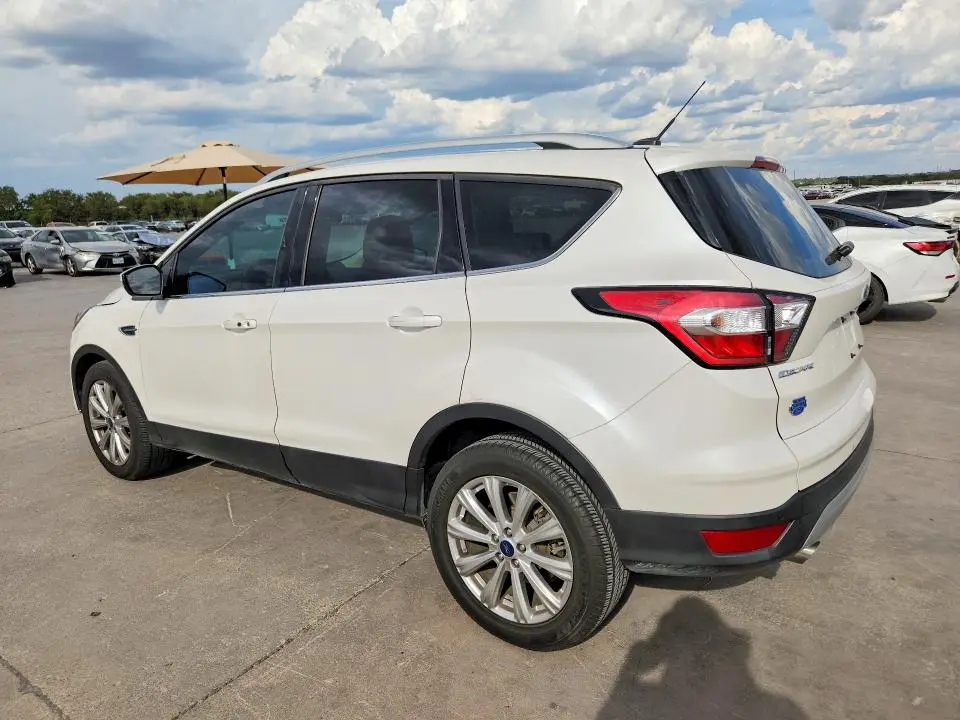 2017 FORD ESCAPE TITANIUM  