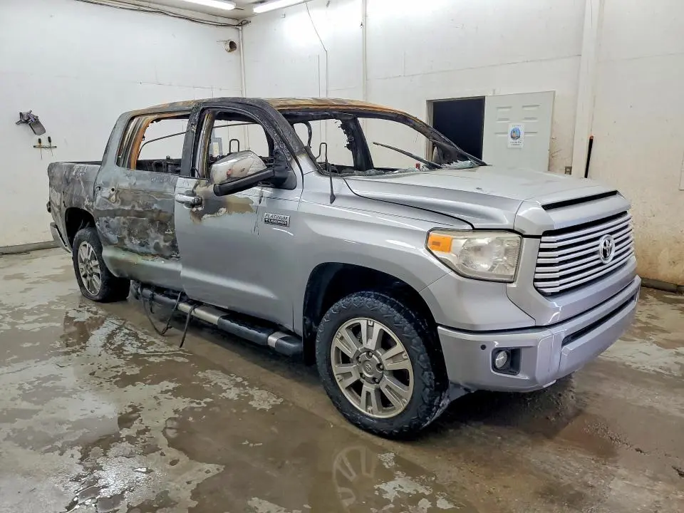 2016 TOYOTA TUNDRA PLATINUM  