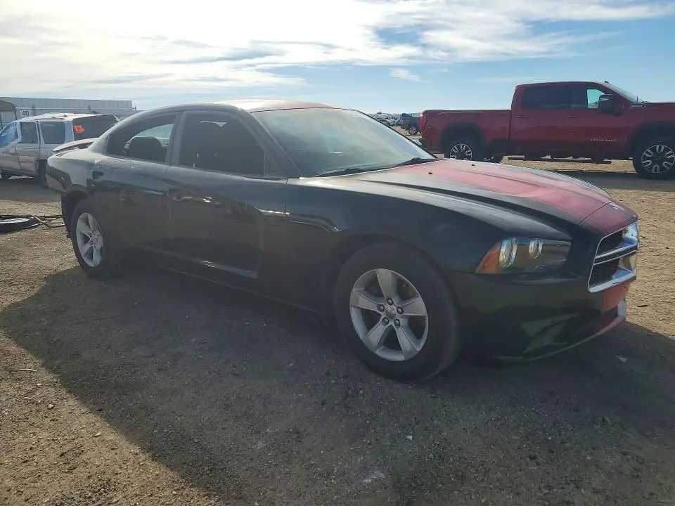2014 DODGE CHARGER SE  