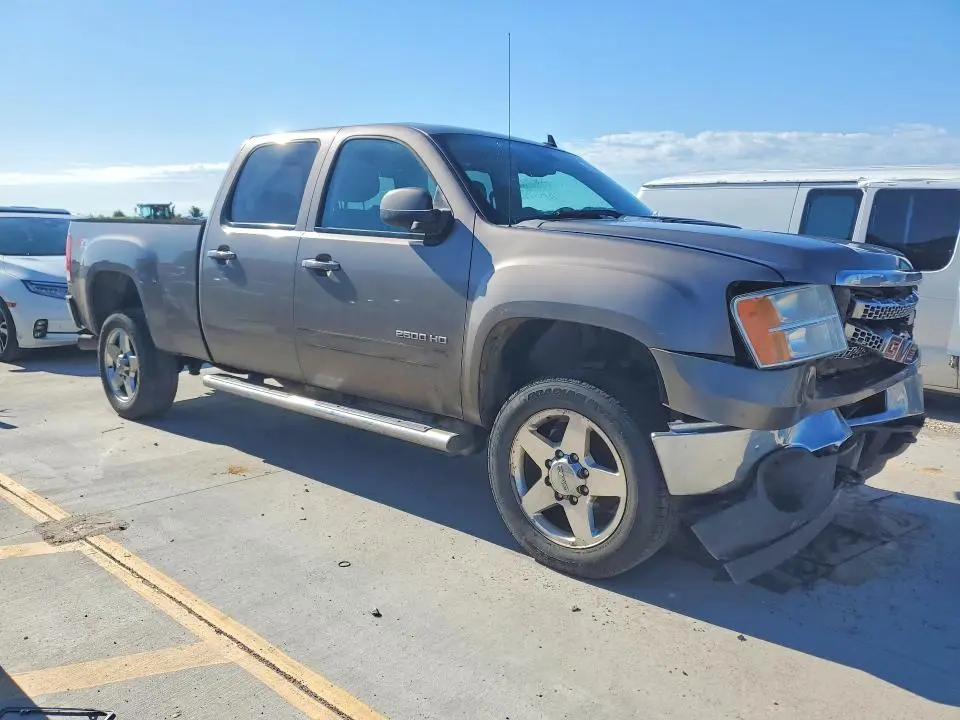 2014 GMC SIERRA K2500 SLT  